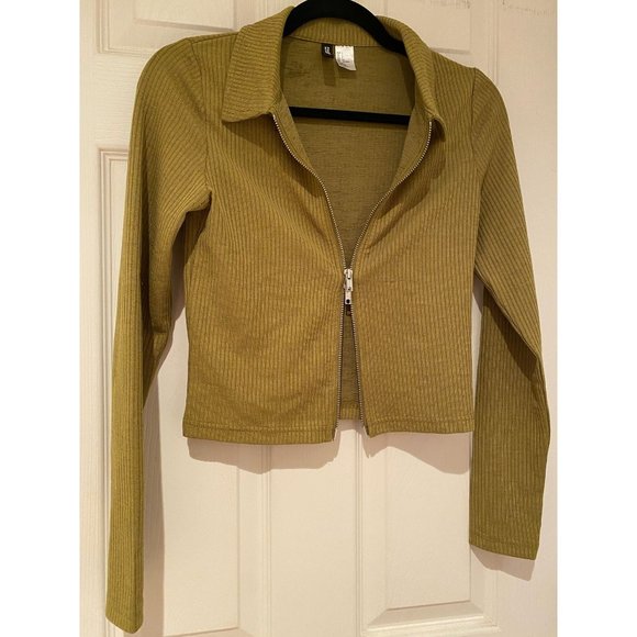 Lime Green Adjustable Zipper Top - Picture 2 of 3